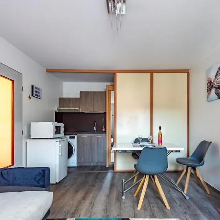 Halte De La Commanderie Appartement *